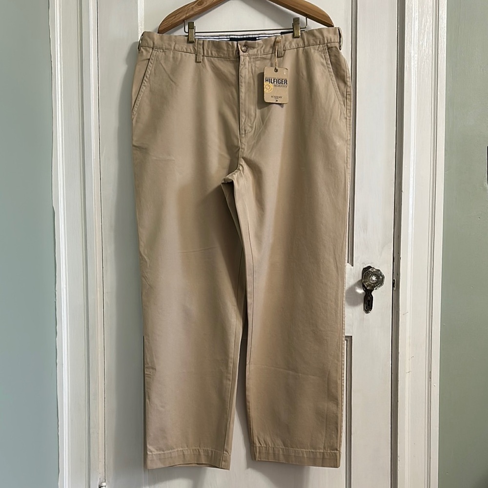 Tommy Hilfiger Men's Core Academy Chino Pants - Khaki